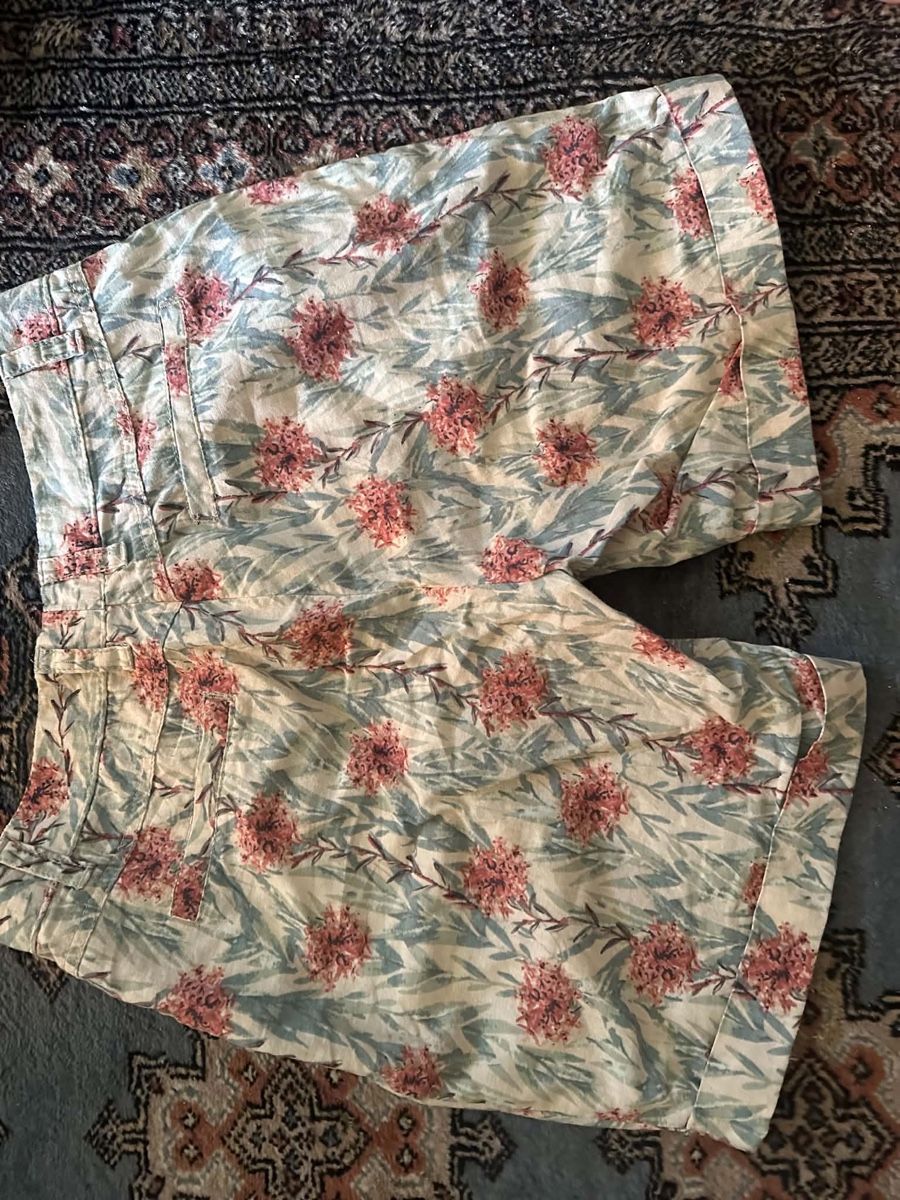 Pantaloni: Kurze Hose von ESMRA gr M – Usato da Gutenswil venduto da Bregenzer8610 3