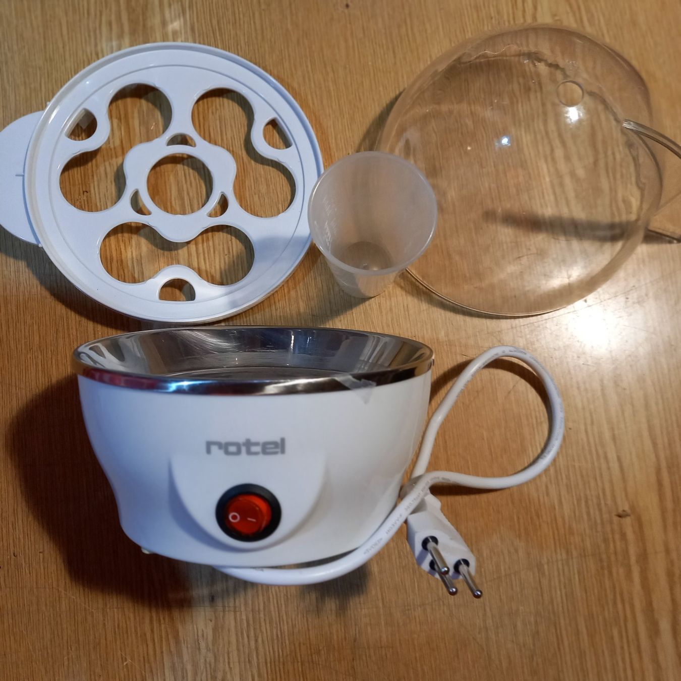 Rotel Elettrodomestici da cucina: Eierkocher Rotel 6er Weiss – Usato da WÜRENLOS venduto da opelvw 2