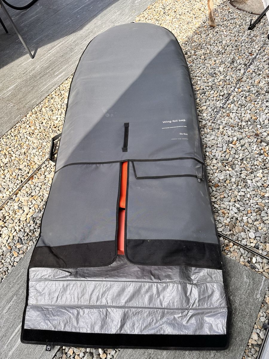 Tavole da surf e di nuoto: Boardbag Manera 6 Feet – Usato da Bergdietikon venduto da Ivankanada