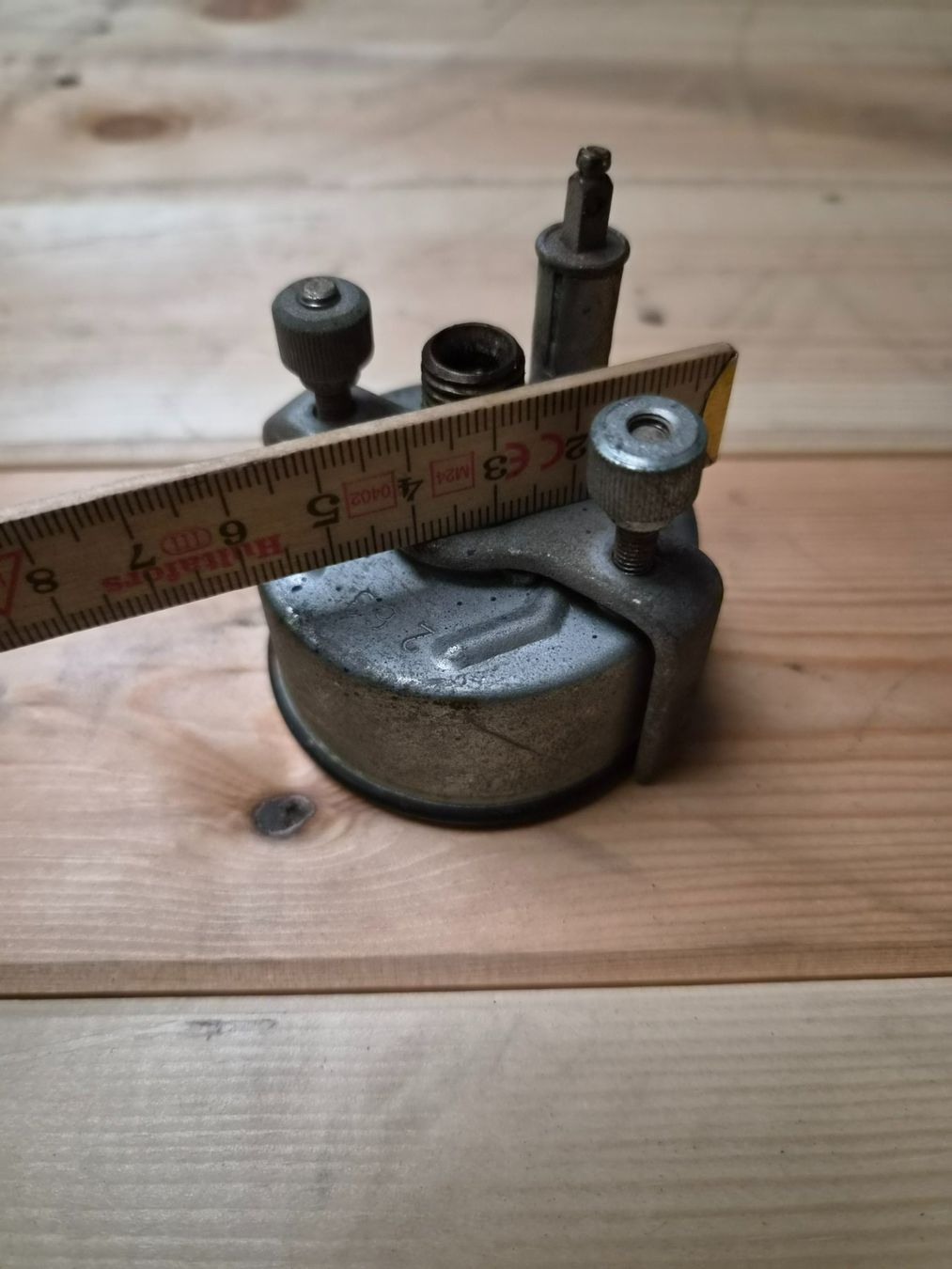 FBW Camions: Original VDO Manometer von FBW Oldtimer LKW – Défectueux à Dürnten par Bachtel84 2