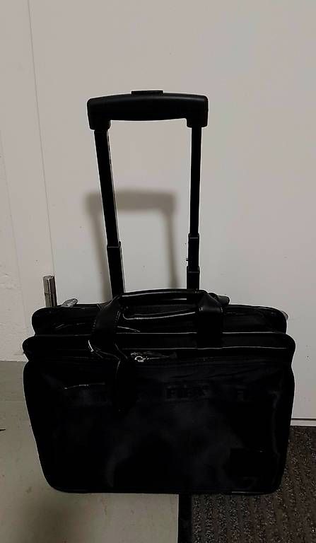 Adidas Borse: FIFA 2010 Adidas Reisetasche, neu – Nuovo e nell'imballaggio originale da Schwerzenbach venduto da Aura888