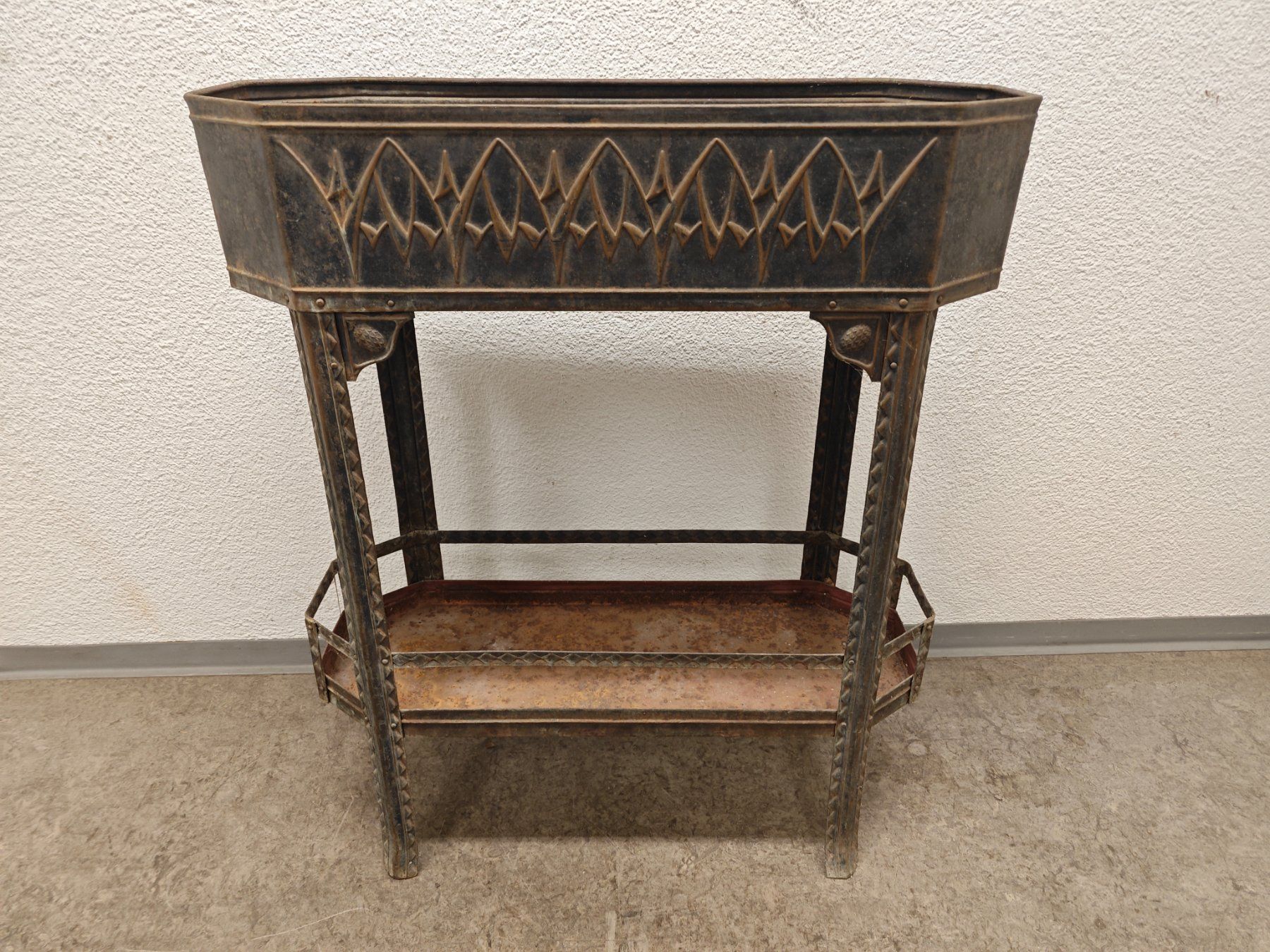 Alter Jugendstil Blumenstnder Blumenkiste Metall 70cm (D'occasion)   Toffen pour CHF 37  retrait uniquement | Acheter sur Ricardo