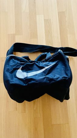 Nike Sporttasche schwarz
