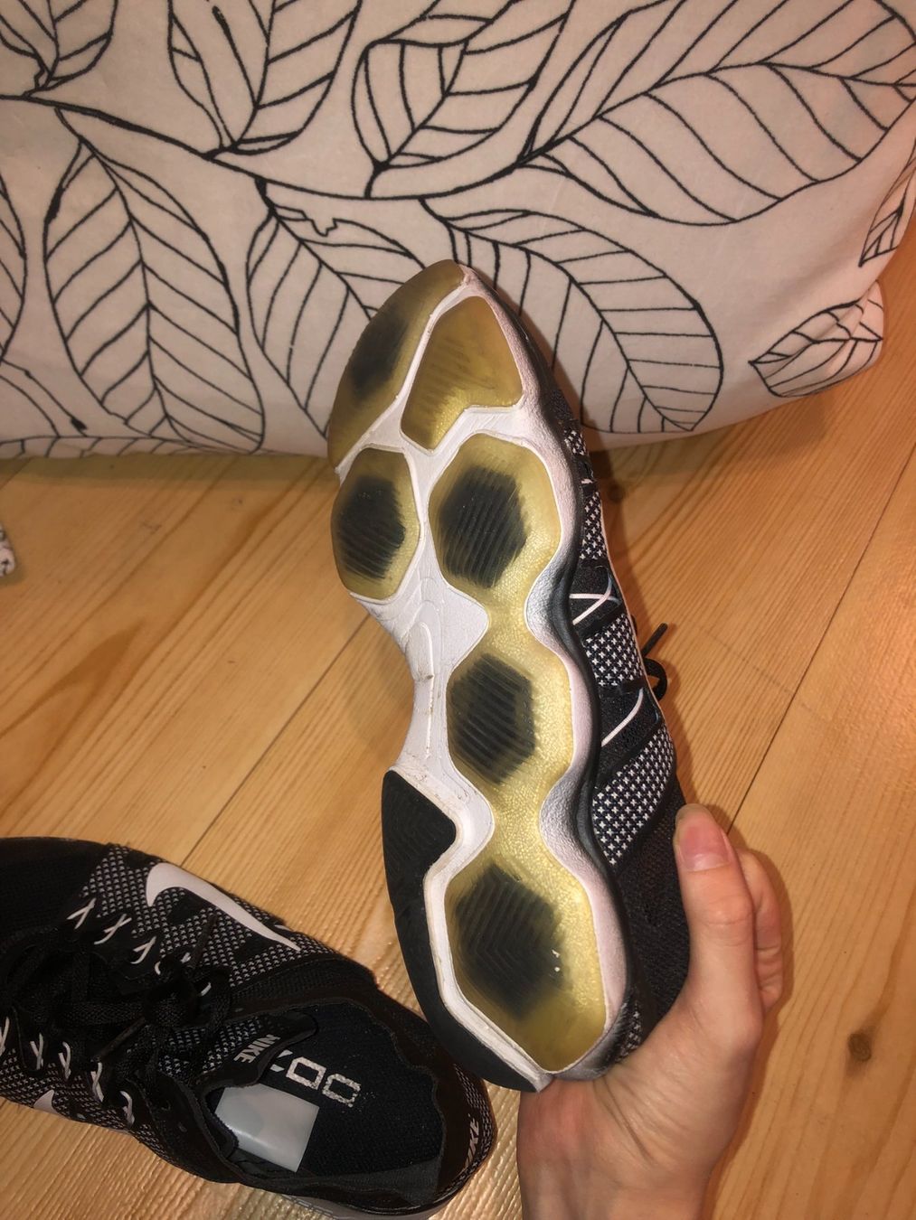 Nike Scarpe da uomo: Chaussures Nike 38 – Usato da Bulle venduto da sop_ct6x 3