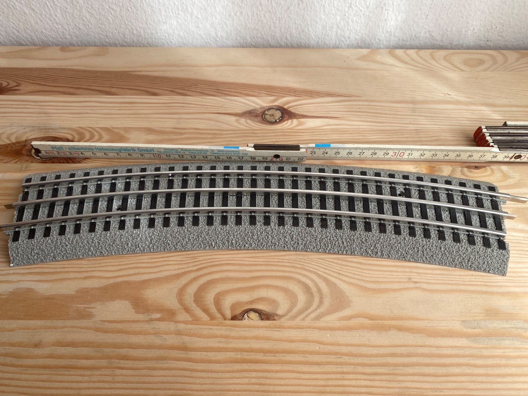 Lionel Modellini di ferrovie: Lionel Fastrack O-72 Full Curve – Nuovo e nell'imballaggio originale da Luzern venduto da fairflip 1