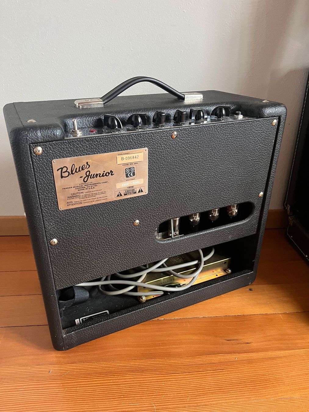 Fender Amplificateurs: FENDER BLUES JUNIOR USA – D'occasion à Tüscherz-Alfermée par foxman01 3