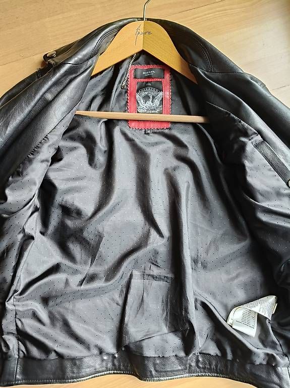 Giacche: DIESEL Lederjacke – Usato da Winterthur venduto da n_c_7gxz 1
