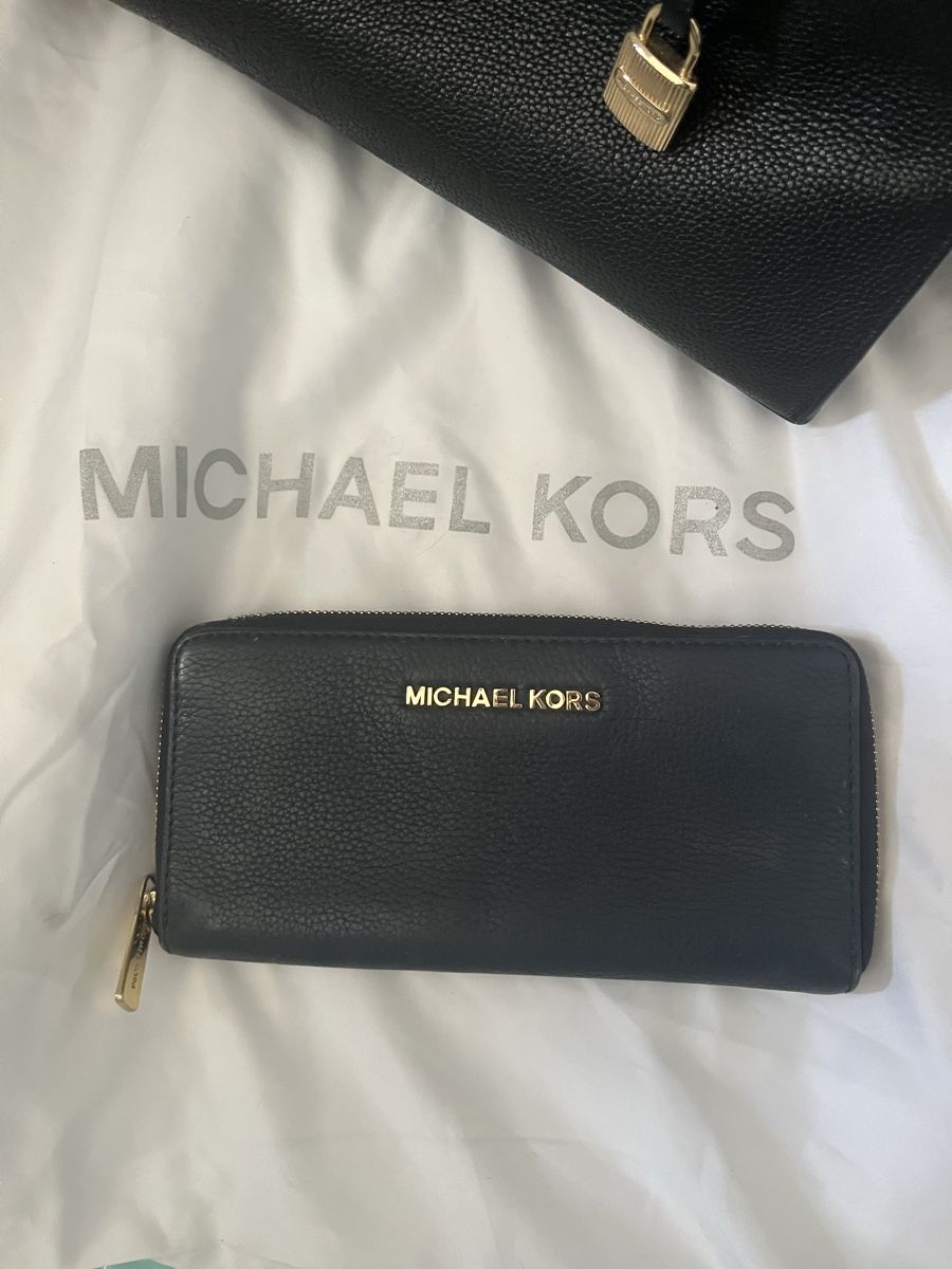 Michael Kors Portamonete: Michael Kors leather wallet  – Usato da Pully venduto da del_x2mk