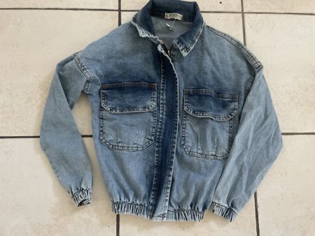Coole Jeansjacke von Cemix Kids, Gr.134/140Top