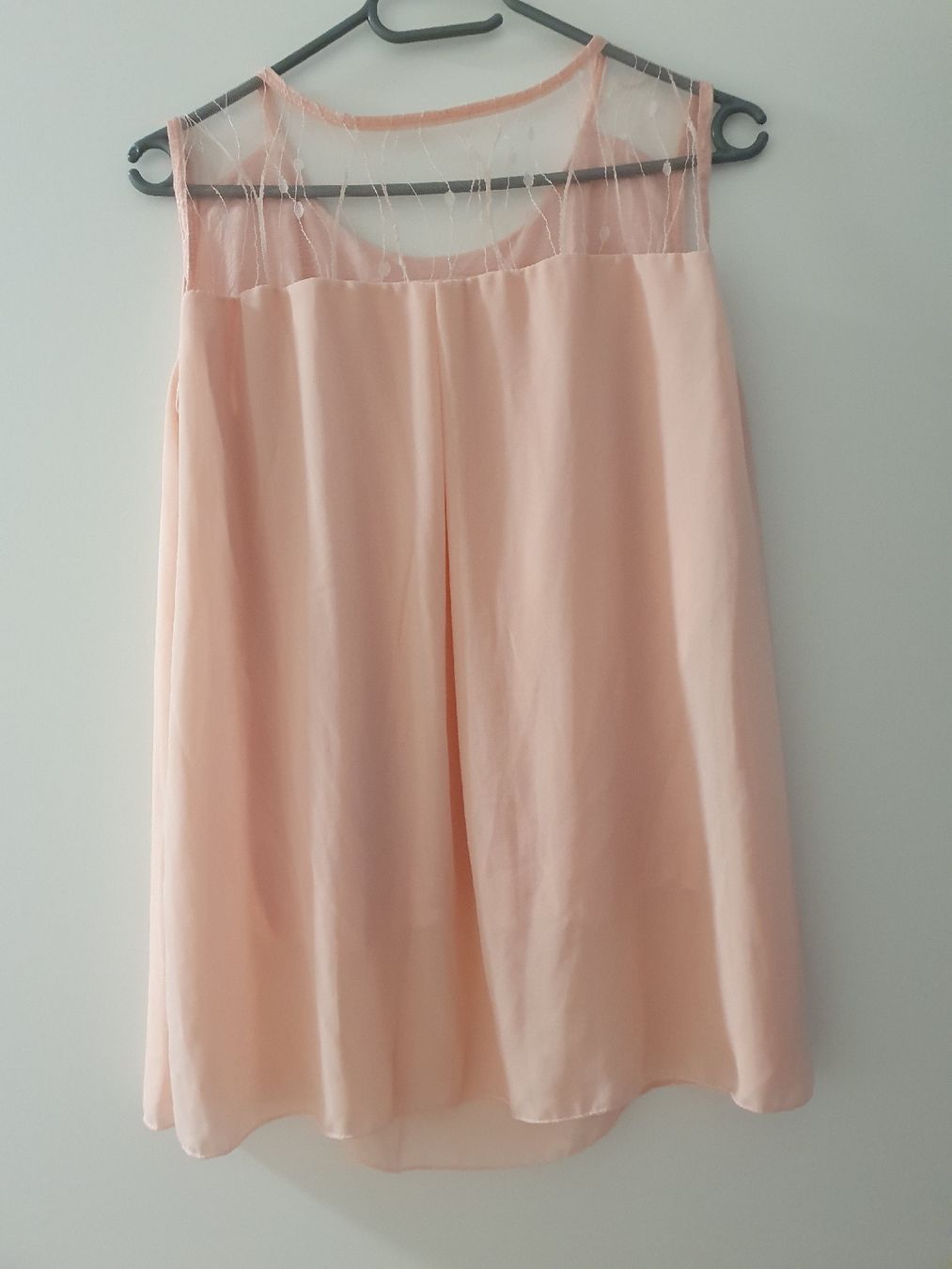 Blusen: Bluse rosa Grösse L mit Spitze neuwertig – Neu (gemäss Beschreibung) aus St.Gallen von Avena135 2