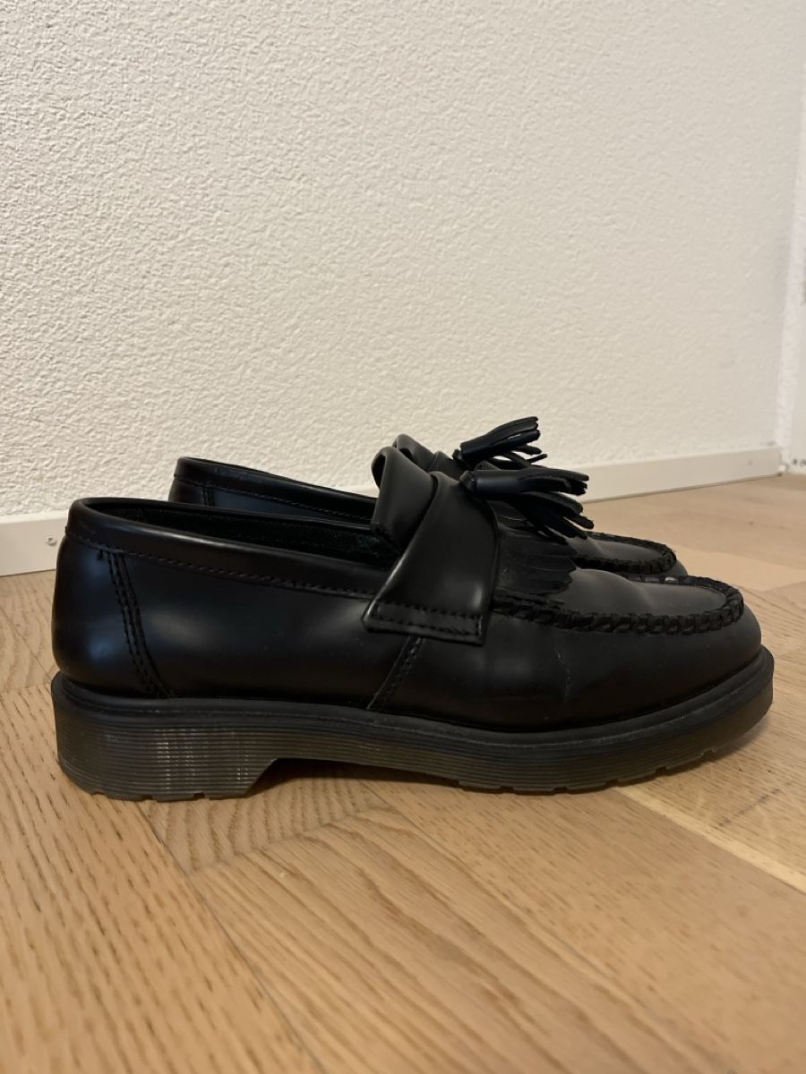 Dr. Martens Scarpe da uomo: Dr. Martens Tassel Loafer – Usato da Beringen venduto da ama_tp2p 1