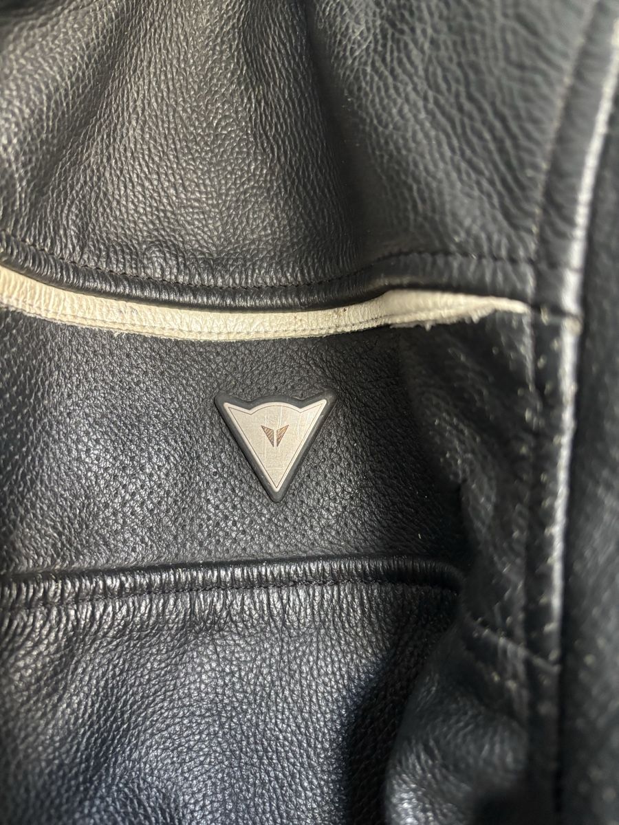 Dainese Jacken: Dainese Motorrad Jacke, Leder, Grösse 48 – Gebraucht aus Dübendorf von mba_5yvw 3
