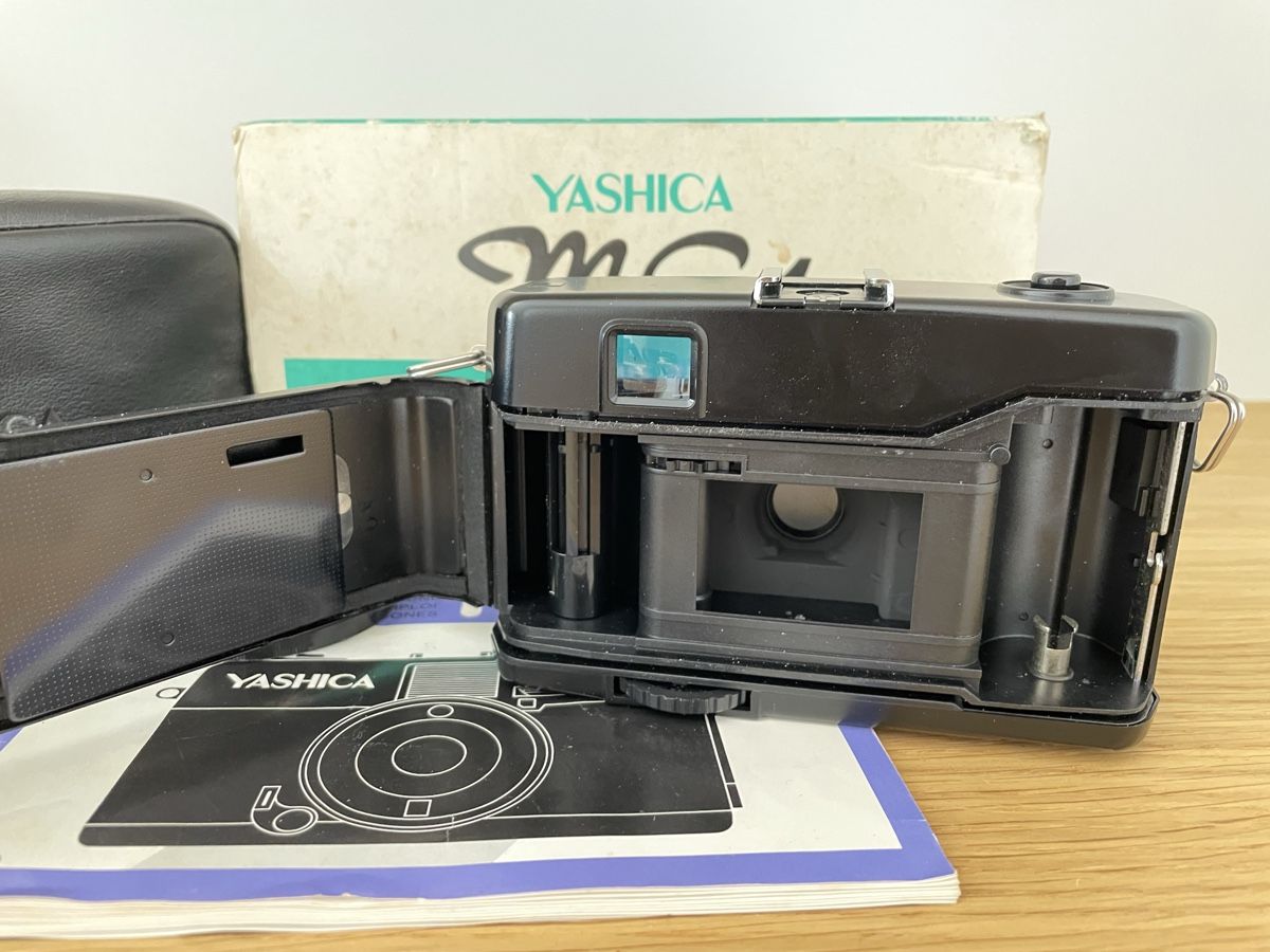 Yashica Kamera: Yashica me-1 – Gebraucht aus Bettwiesen von wombat90 2