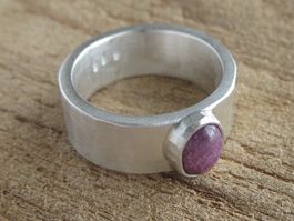 breiter Ring Silber 999 Einzelstück Rubin opak Gr. 60