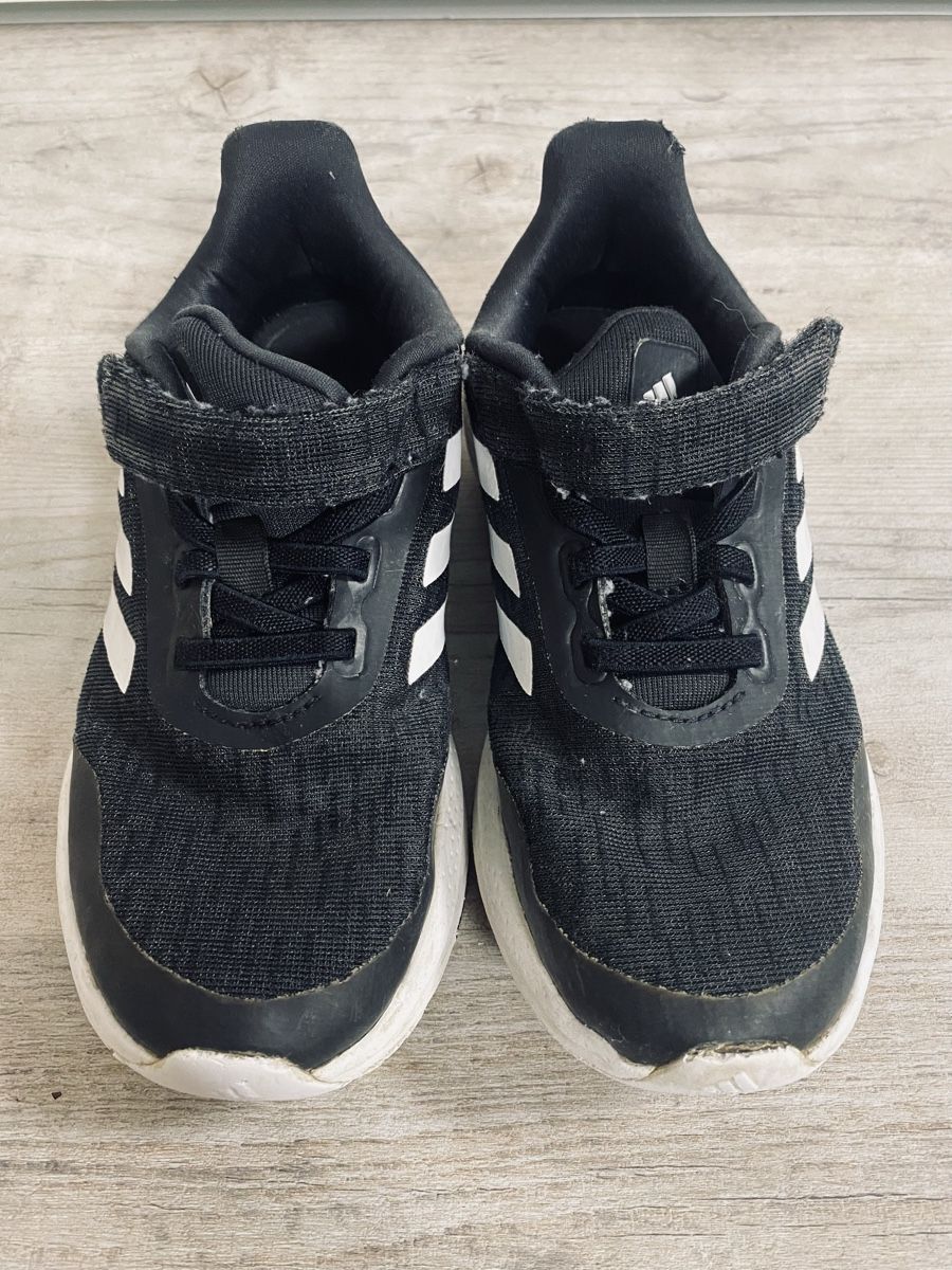 Adidas Scarpe per ragazzi: Adidas Bounce Turnschuhe, Grösse 31 – Usato da Niederwil AG venduto da Rola77 2