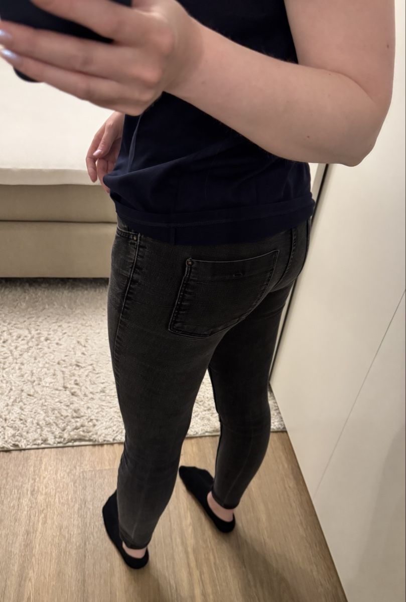 Jeans: Skinny Jeans W28 L32 – Gebraucht aus Frauenfeld von _smile_w 4