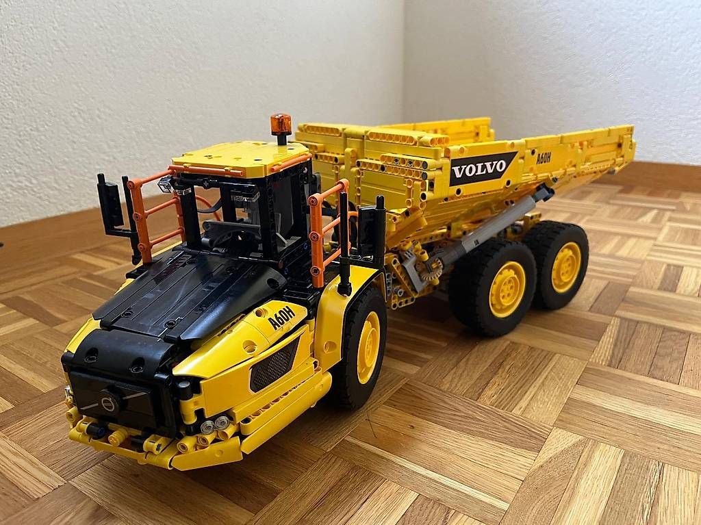 Lego Kit di costruzioni: Volvo A60H Lego technique motorisé – Usato da Martigny venduto da mat_xl22