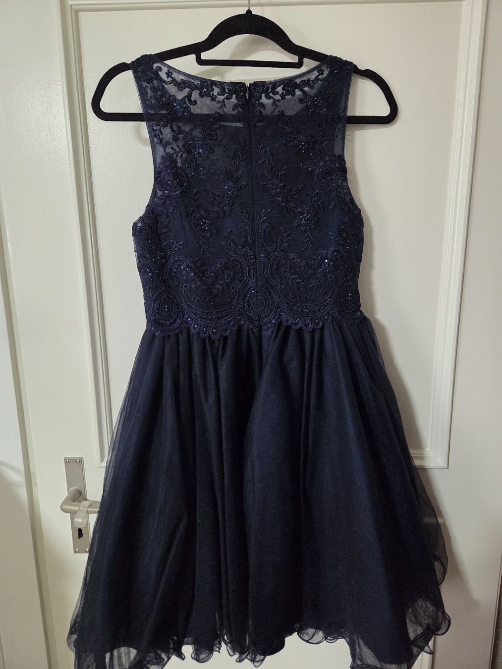Vestiti: Navy Lace Cocktail Dress – Nuovo (secondo la descrizione) da Heiden venduto da A1inaH 2