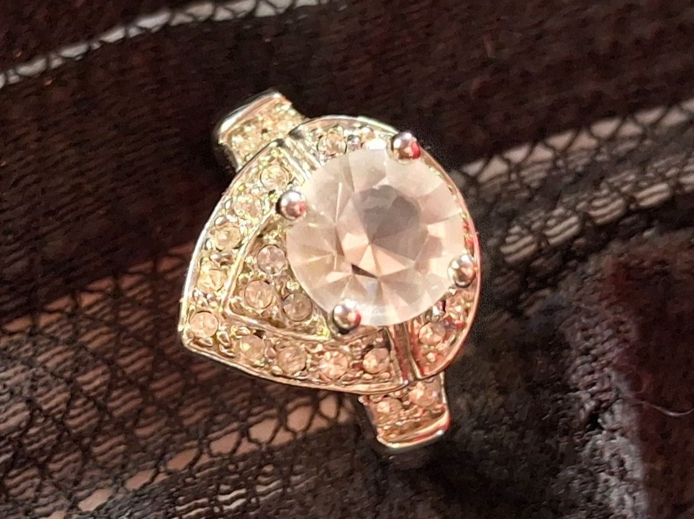 Ringe: modischer Damenring mit Strass Gr. 18 mm, 6 Gramm – Neu (gemäss Beschreibung) aus Münchenbuchsee von babilibern 5