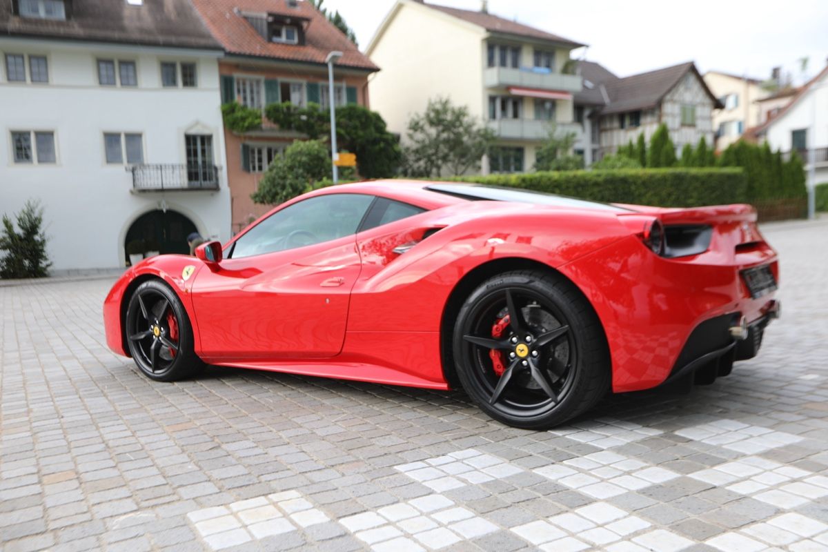 Ferrari Automobili: Ferrari 488 GTB, Top Zustand – Usato da Luzern venduto da Christian-07 3