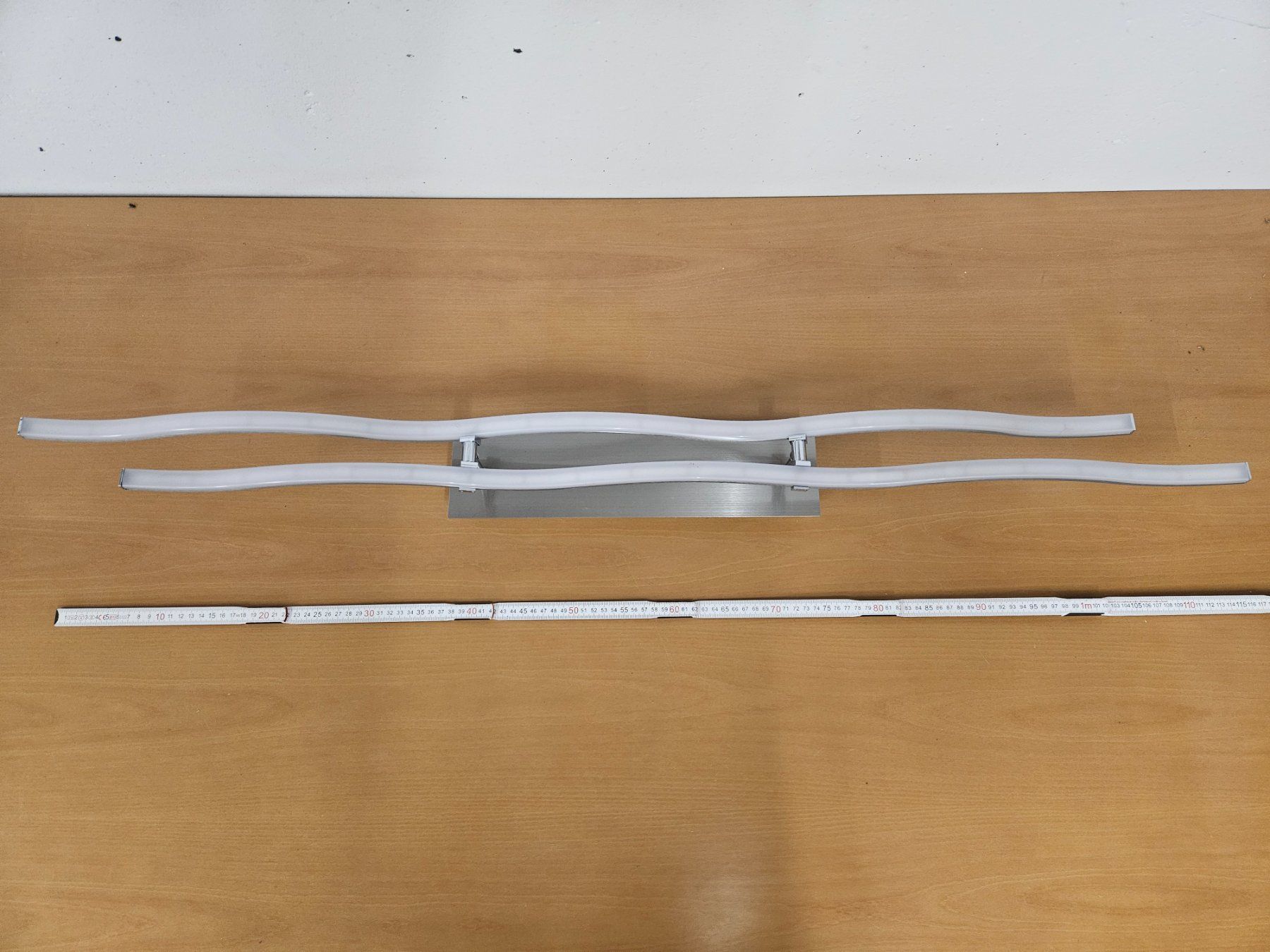 Kronleuchter & Deckenlampen: Moderne LED Deckenlampe Wellenform Chrom Designlampe 110cm – Gebraucht aus Neuendorf von Andreas0154 1