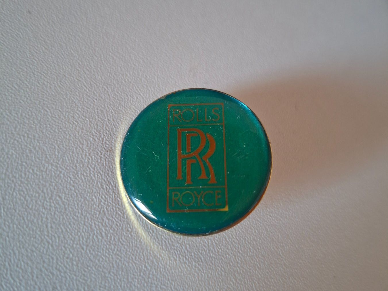 Rolls Royce Plaketten & Abzeichen: Rolls Royce Pin RR Logo – Gebraucht aus Erlinsbach von pfunky