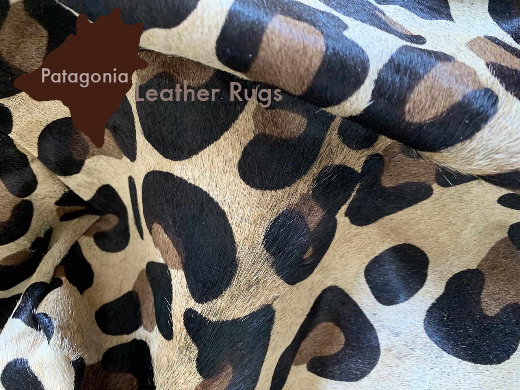 Sgabelli: Kuhfell Hocker Jaguar – Nuovo e nell'imballaggio originale da Arbedo venduto da patagonialeatherrugs 4