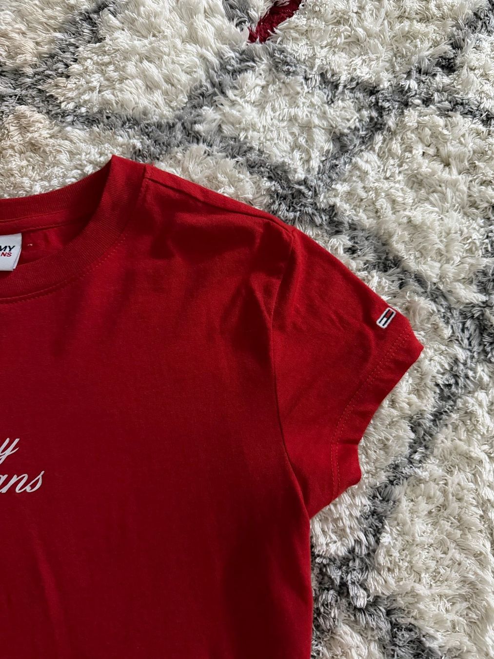 Tommy Hilfiger T-shirt: Tommy Hilfiger T shirt, Grösse S – Nuovo (secondo la descrizione) da Weiach venduto da nou_t2x8 1