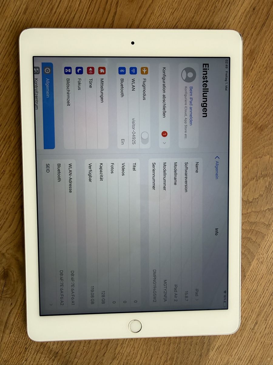 Apple Tablet PC: Apple Ipad Air2 128 GB – Usato da Hinwil venduto da empire