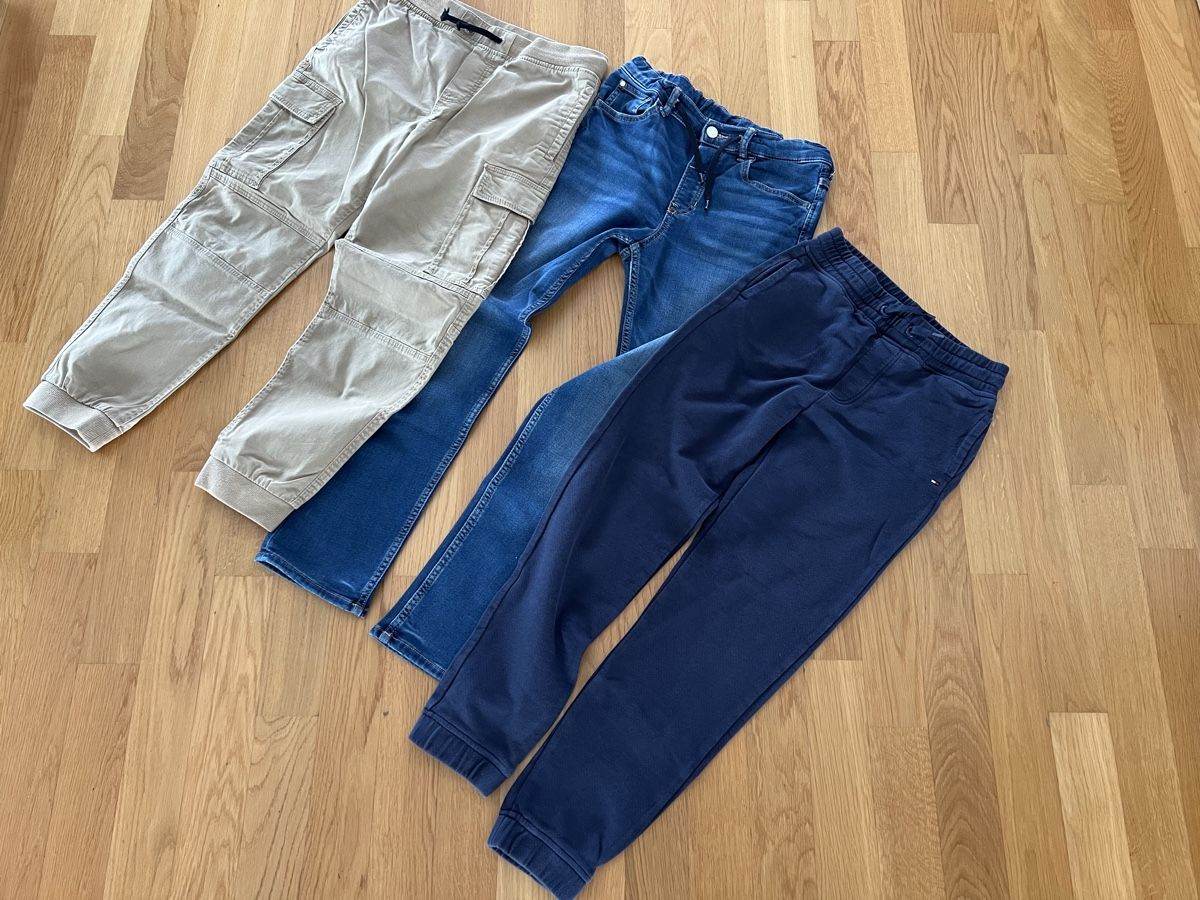 Tommy Hilfiger Pantaloni: Gr. 152 H&M Tommy Hilfiger – Usato da Kreuzlingen venduto da Littelmisssunshine