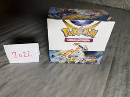 POKEMON-DISPLAY-STRAHLENDE STERNE -2022-DE