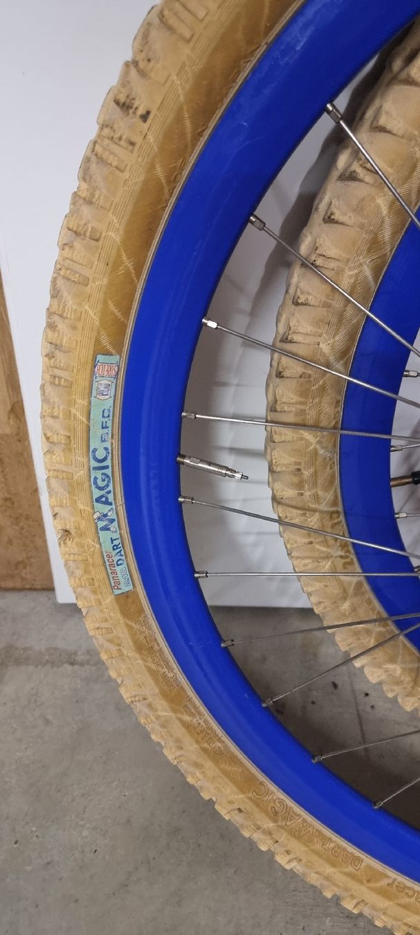 Pezzi di ricambio: Formula Carbonia 26Zoll Laufradsatz  – Usato da Seon venduto da Stibinio 4