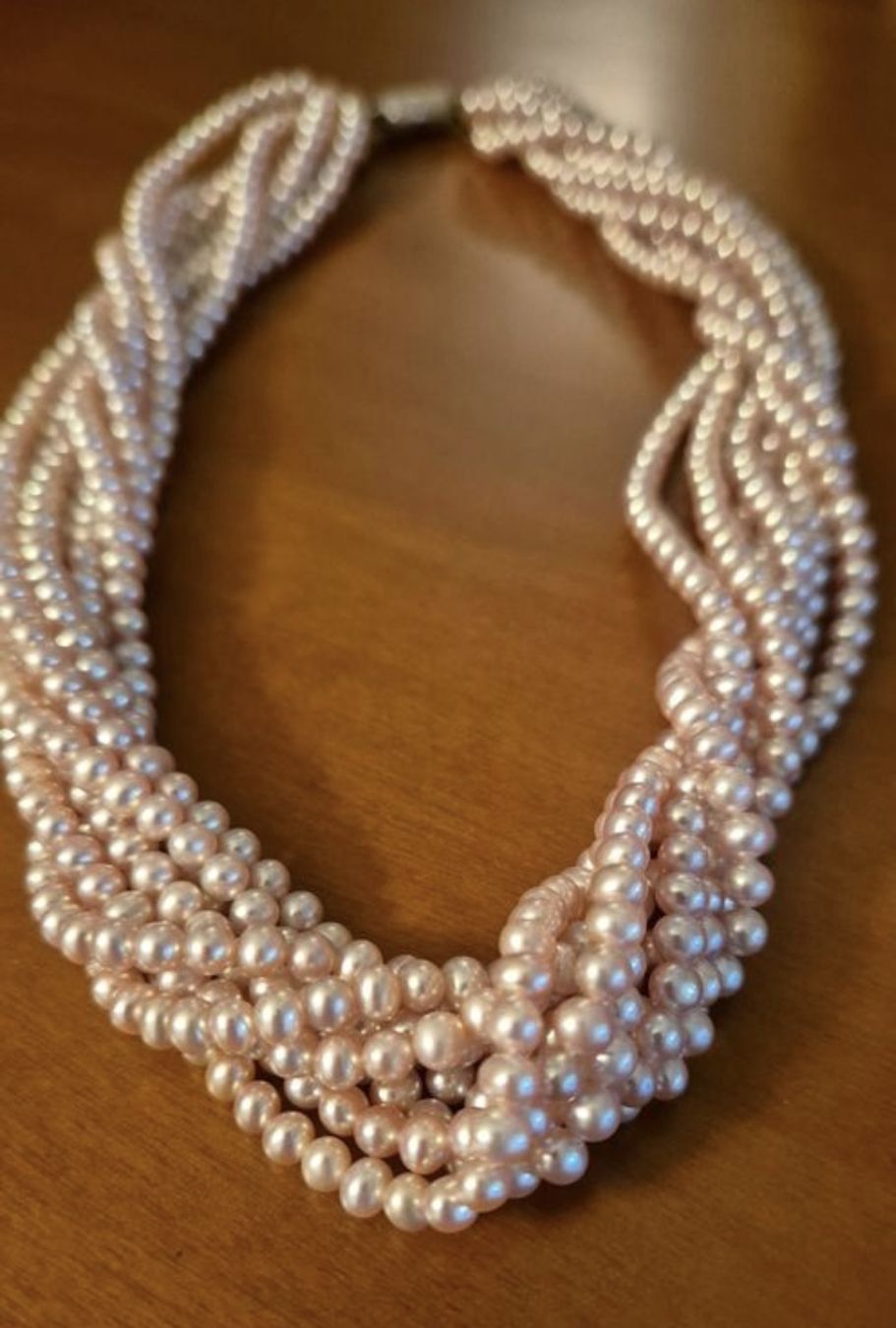 Ketten: Elegante Perlenkette  mit Magnetverschluss  – Neu (gemäss Beschreibung) aus Schaffhausen von peggi77755 5