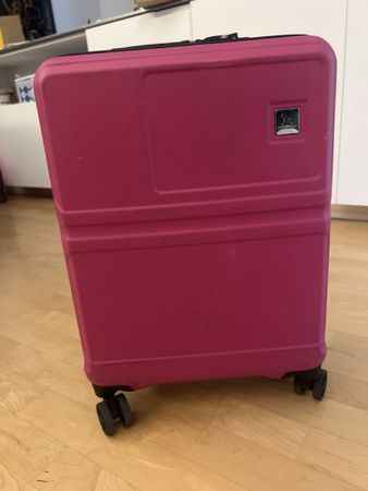 Kleinerer Hard Shell Koffer in Pink