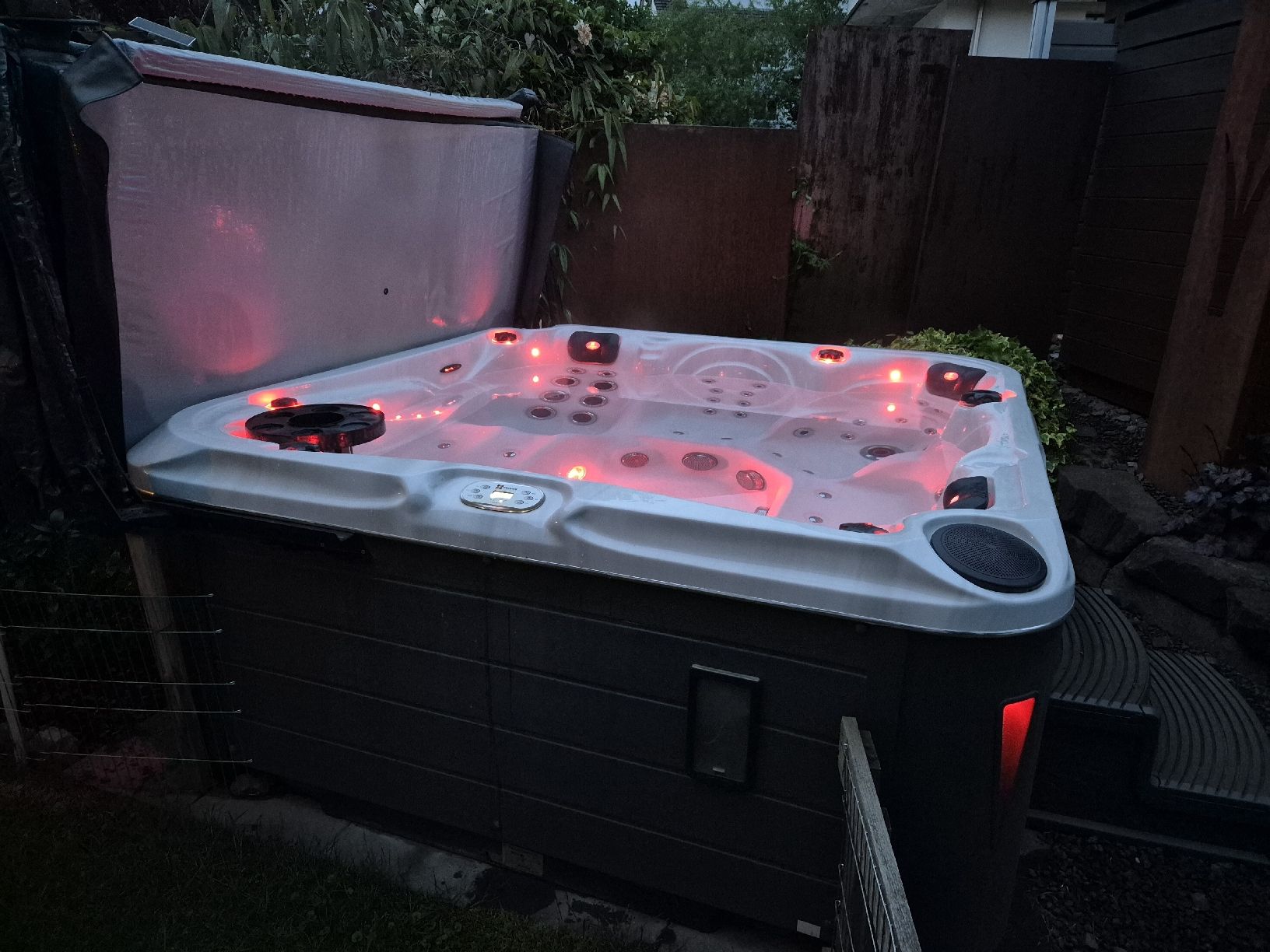 Whirlpool: Whirlpool San Diego Premium Version - Passion Spas – Gebraucht aus Breitenbach von jas_75nd 3