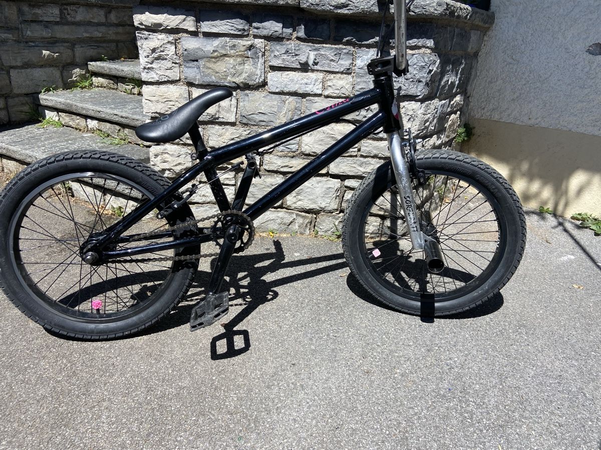Biciclette: BMX KHE 18 Zoll – Usato da Hünibach venduto da aplee