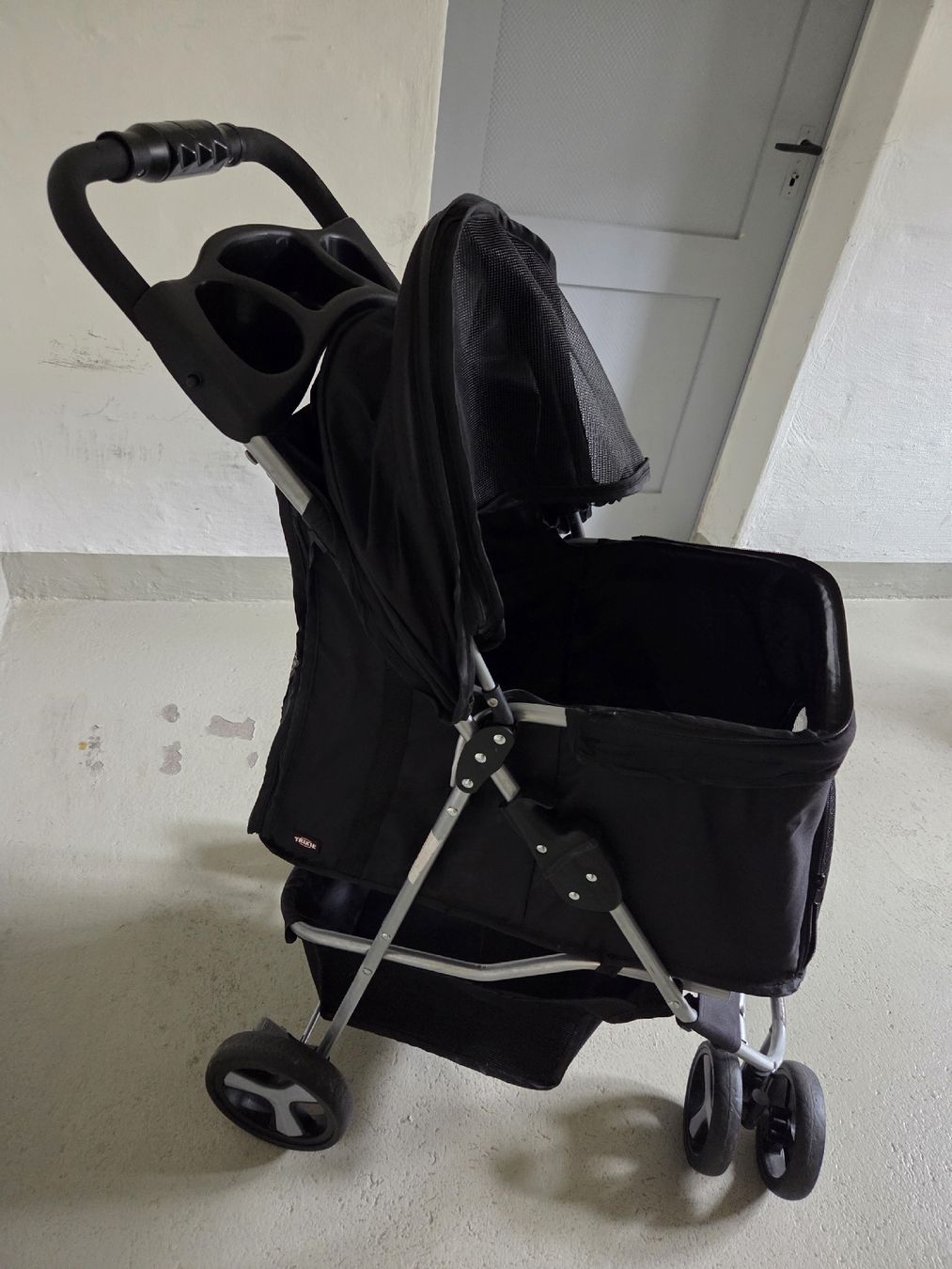 Liege- & Schlafplätze: Hunde Buggy von Trixie – Gebraucht aus Winterthur von katzen07 4