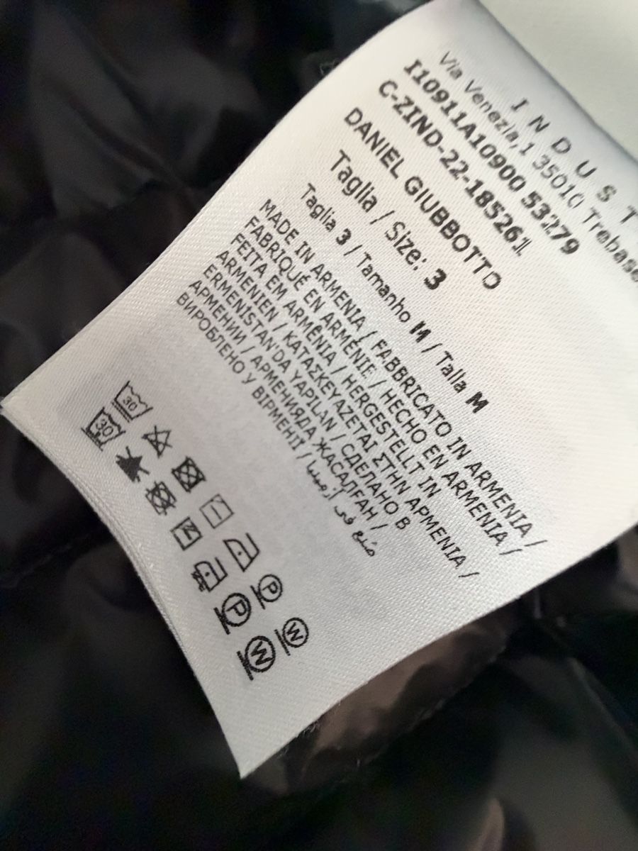 Jacken: Moncler Übergangsjacke schwarz, Grösse 3 – Gebraucht aus Richterswil von Schoetto 4
