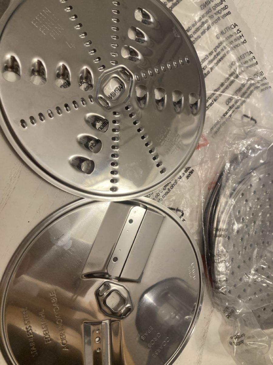Bosch Küchengeräte: Bosch Kitchen Machine Attachments – Blender & Chopper Set – Gebraucht aus Zürich von sele_x 7