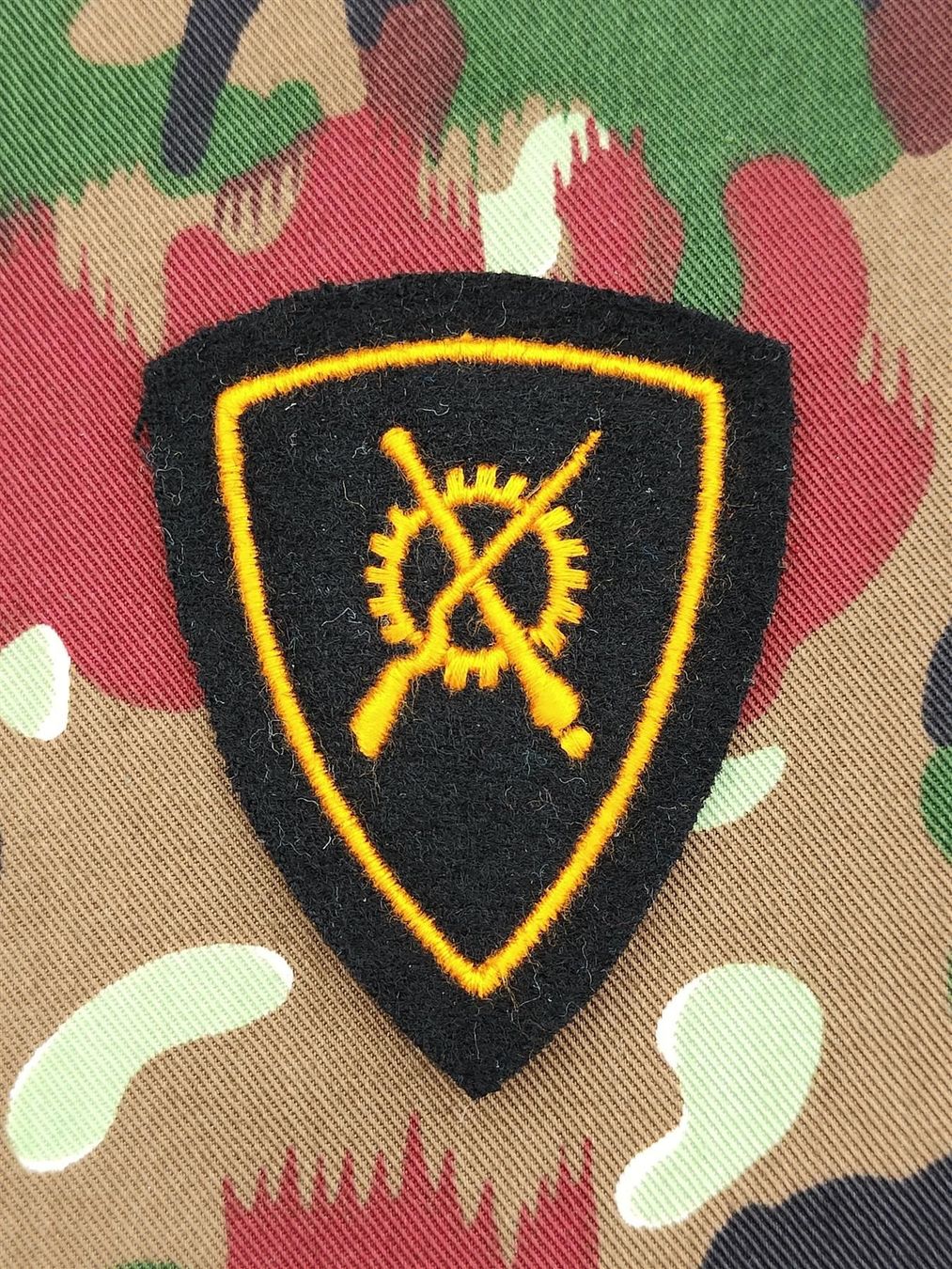 Placchette & Badge: Abzeichen Waffenmechaniker Ord. 1972 – Usato da Bauma venduto da SwissMilitaria