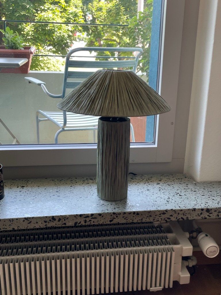 Kave Home Lampen: Tischlampe, Raffiabast / Bast, Grün – Gebraucht aus Zürich von discoveryin99