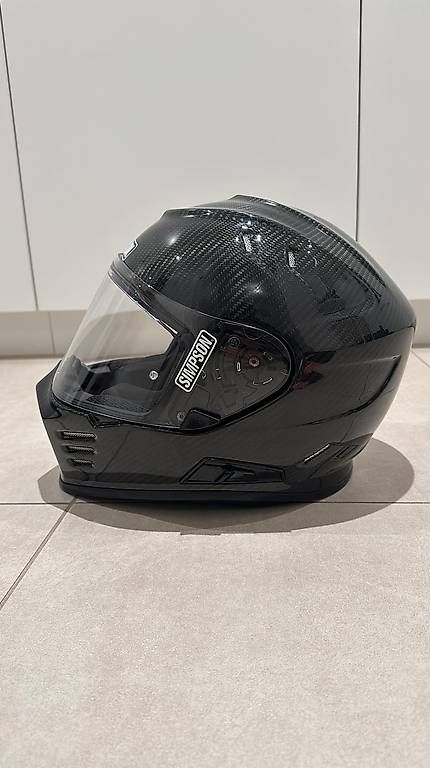 Caschi & visiere: Casco integrale donna – Usato da Bosco Luganese venduto da bus_bg2m