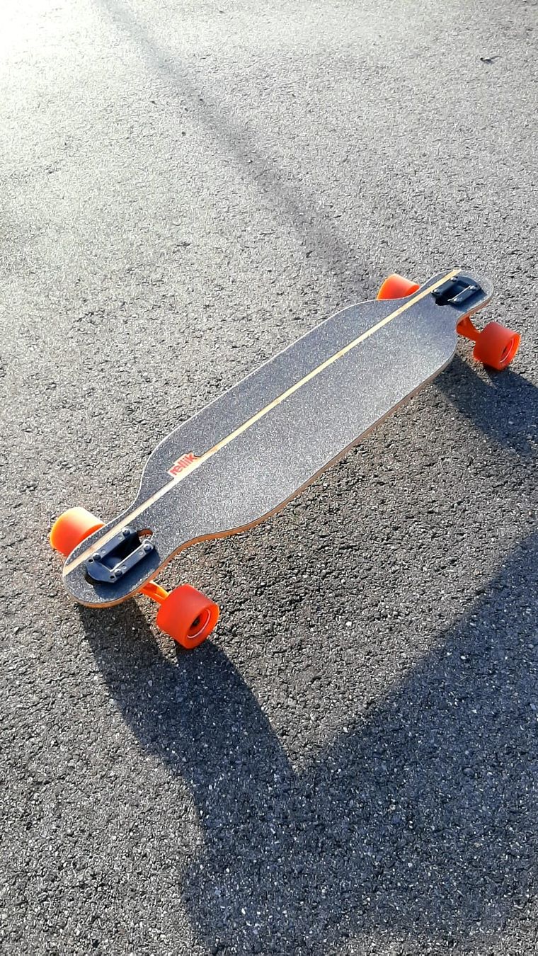Skateboards: Longboard – Gebraucht aus Mellingen von Soleduo2
