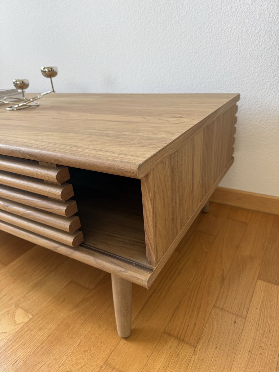 Tavoli: Couchtisch mit Stauraum, Eichen-Finish – Usato da Zürich venduto da cipir 2