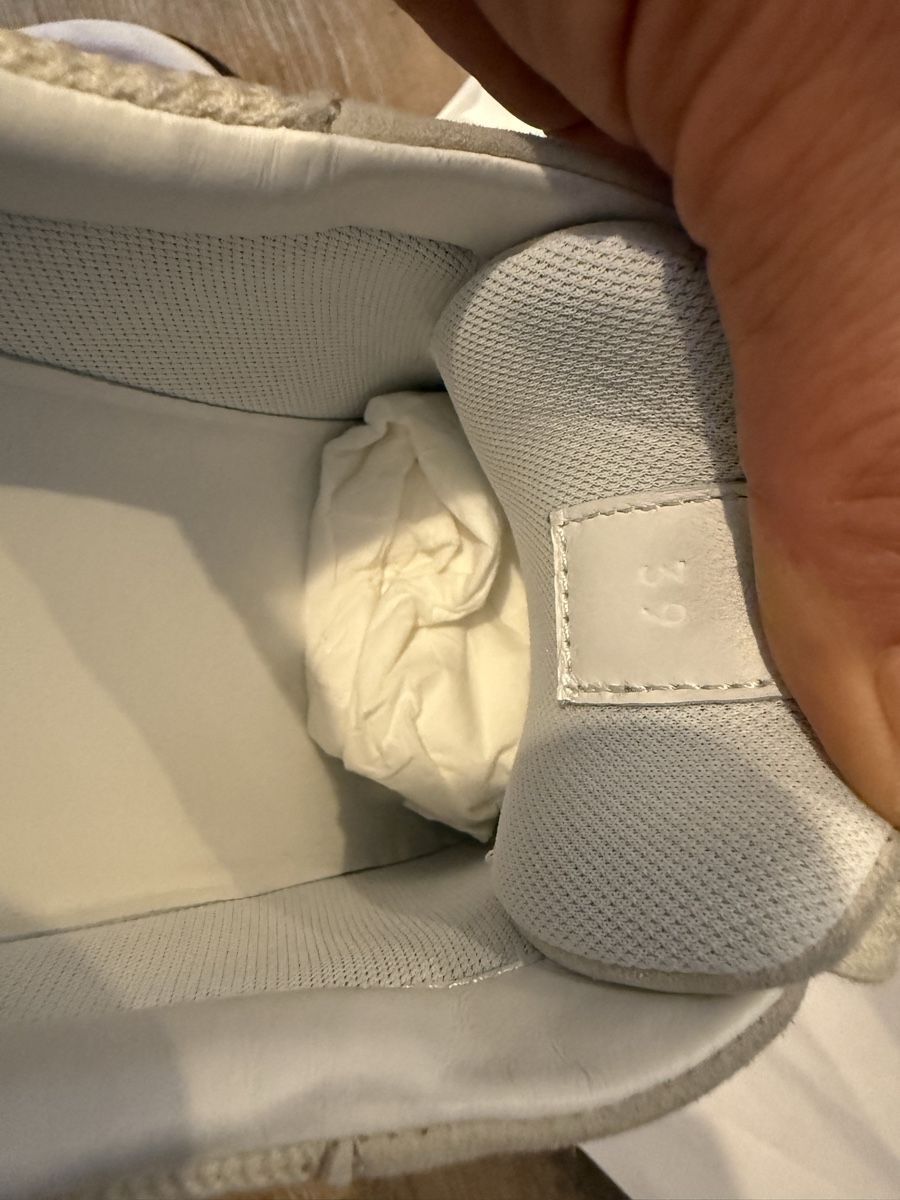 Hermès Scarpe da uomo: Hermes Sneaker beige Grösse 39  – Nuovo (secondo la descrizione) da Staad SG venduto da Ris_wwr88 2