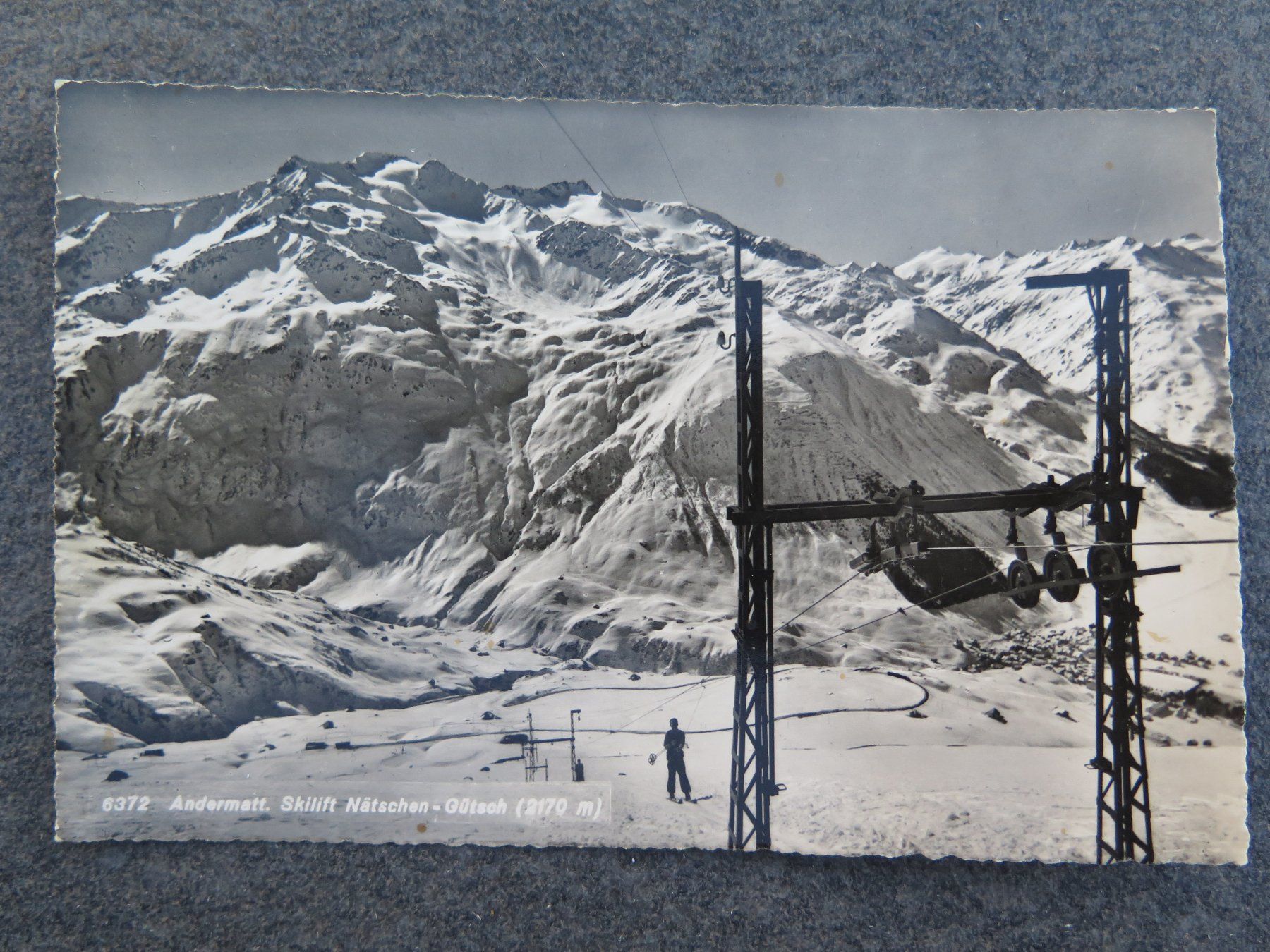 Cartes postales: ANDERMATT - NÄTSCHEN-GÜTSCH - SKILIFT – D'occasion à Wittenbach par lipasal