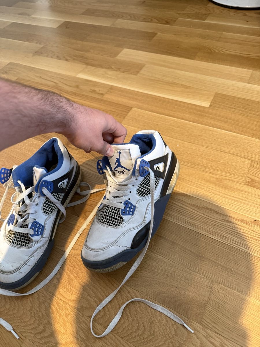 Jordan Scarpe da uomo: Air Jordan 4 Retro – Usato da Biel/Bienne venduto da Husseinsheikho 1