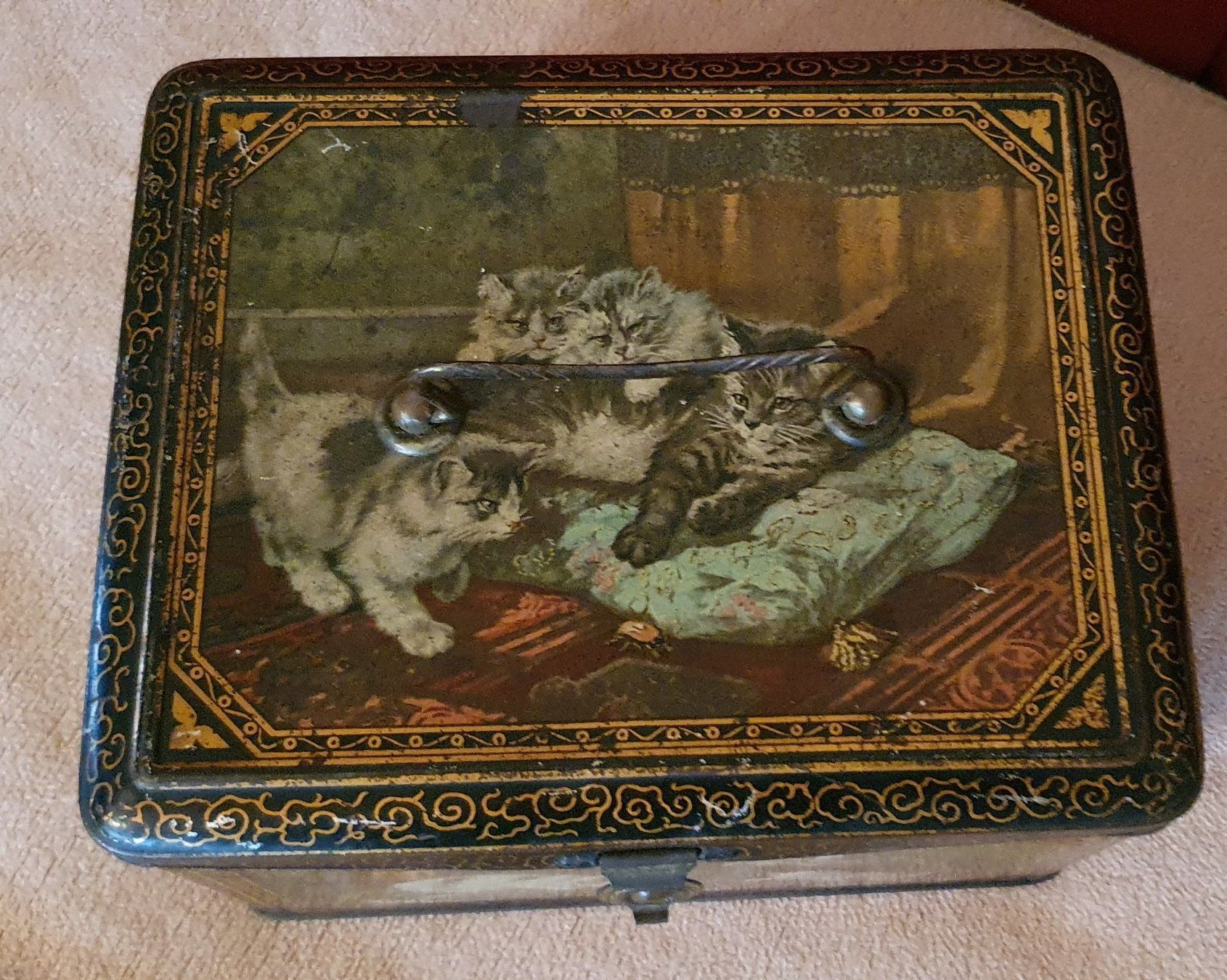 Barattoli: Schöne alte Blechdose mit Katzen - Motiven – Usato da Kreuzlingen venduto da Rschweiz1 7