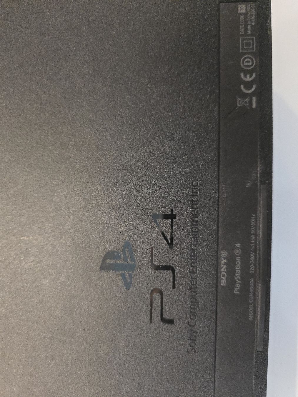 Sony Console: Playstation 4 nur console – Usato da Chur venduto da mig_rsw7 1