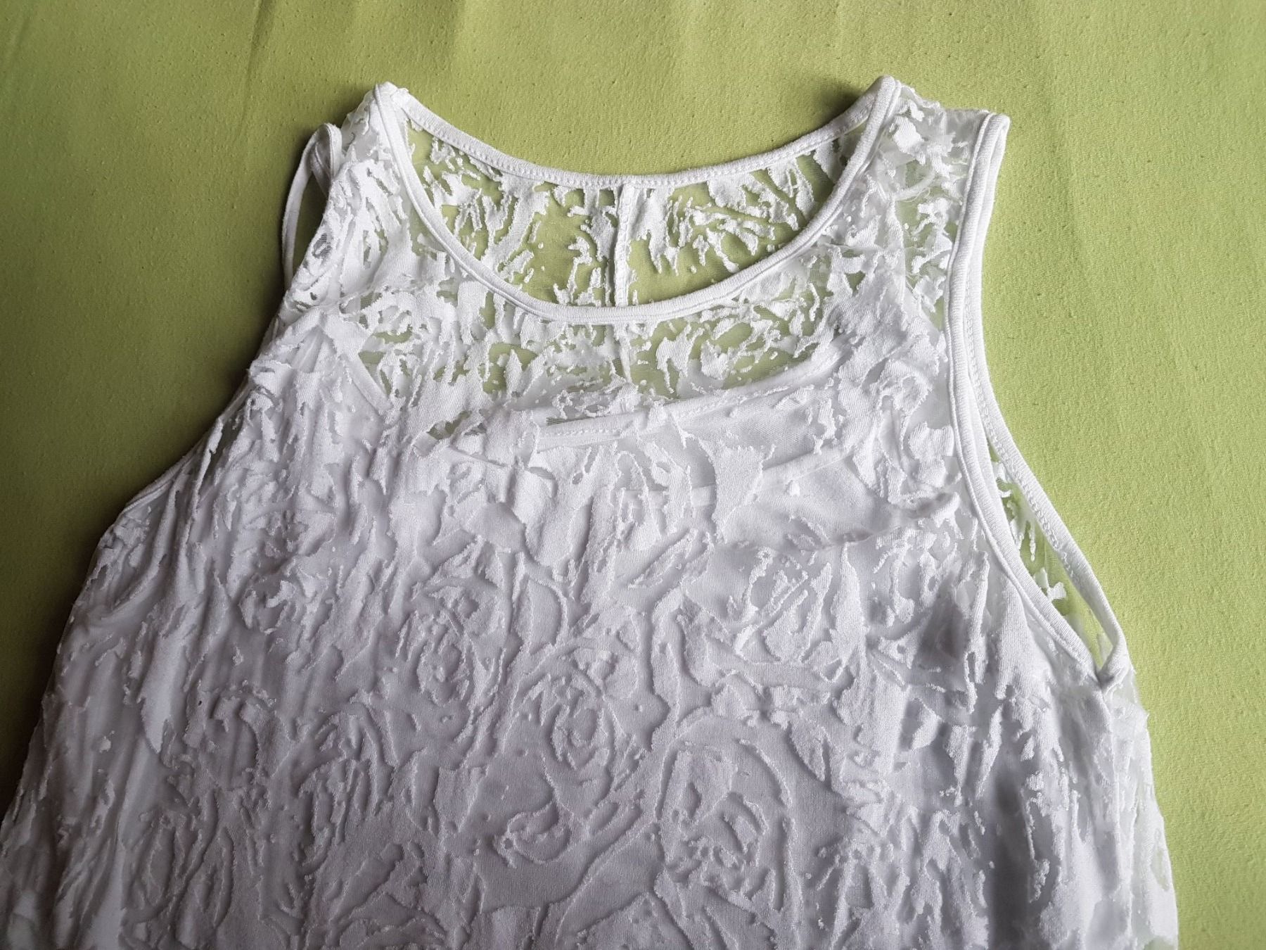 Vestiti: Robe taille M – Usato da Villiers venduto da san_jn5w 2
